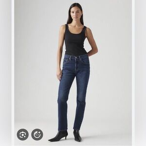 Levi's 50 Women's High Rise Straight Leg Jeans in Deep Blue Wash W25” x L30”
